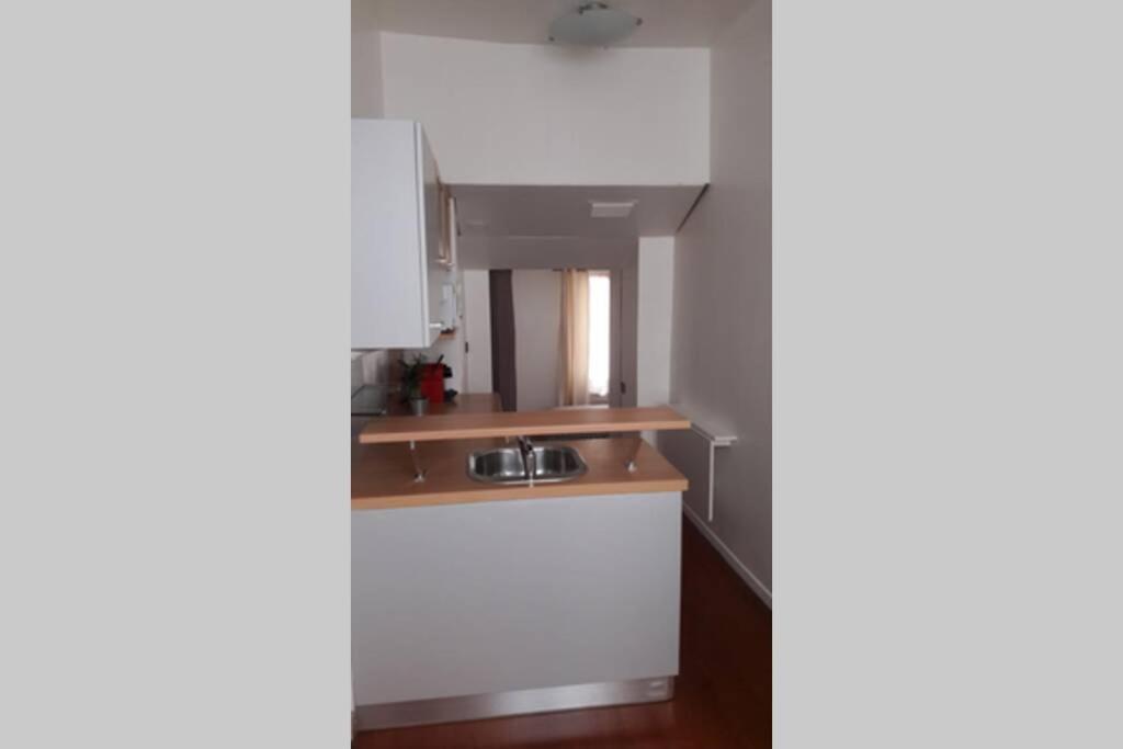 סן-ז'רמן-אן-לה Appartement Cosy Dans Le Centre Historique מראה חיצוני תמונה